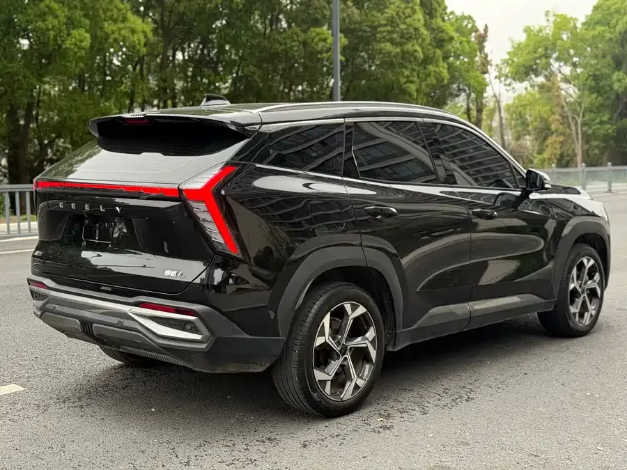 Geely Atlas L Boyue L 2024 1.5TD DCT Premium Edition 2024 — миниатюра 2