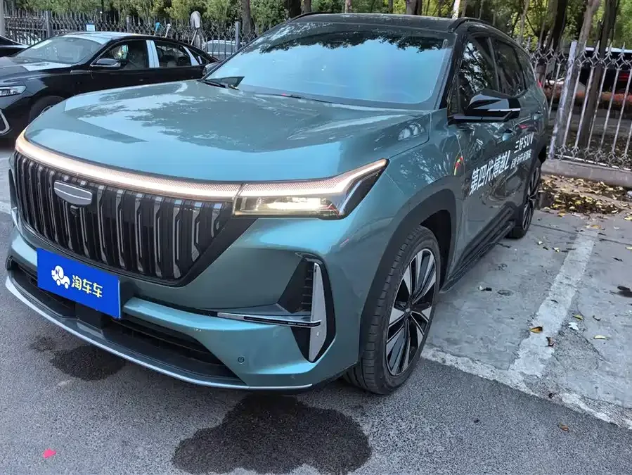 Geely Atlas L Boyue L 2025 fourth generation 1.5TD DCT Jinxiu 2025 — фото 1, купить с доставкой в Москву