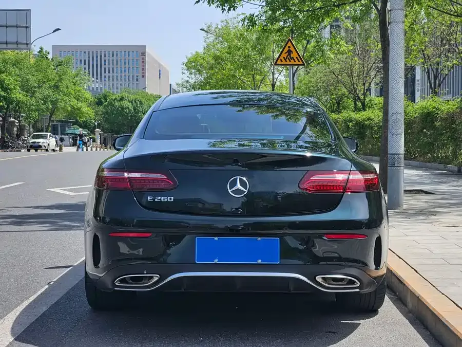 Mercedes-Benz E-Class Mercedes-Benz E-Class (Imported) 2023 E 260 Coupe 2023 — миниатюра 2