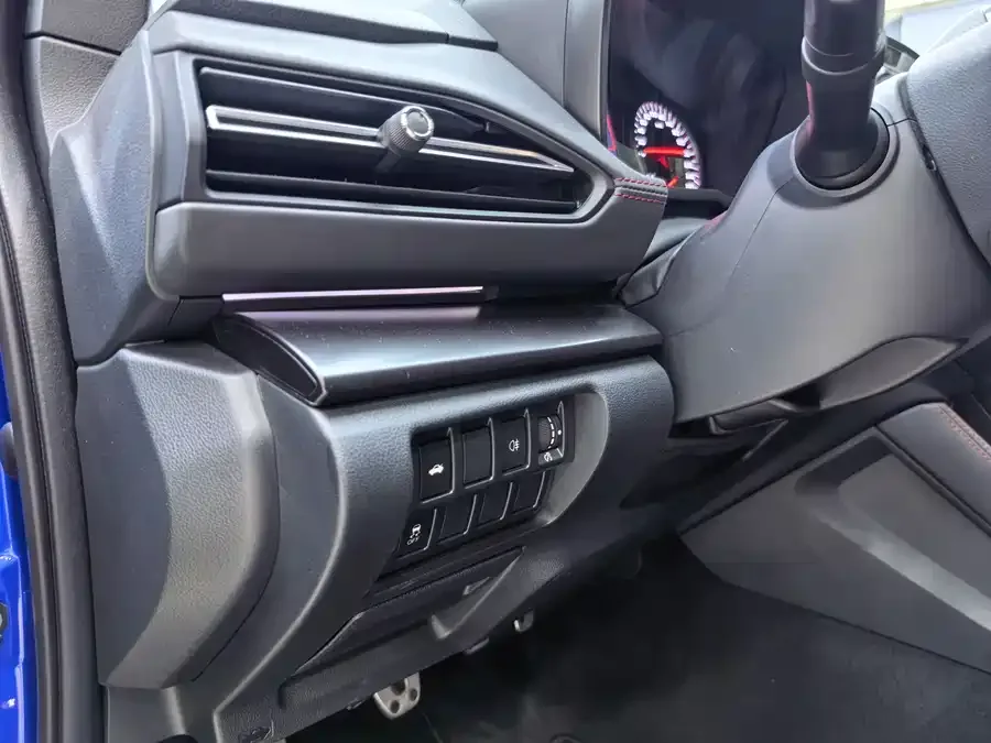 Subaru WRX 2024 2.4T Manual Edition EyeSight 2024 — миниатюра 2