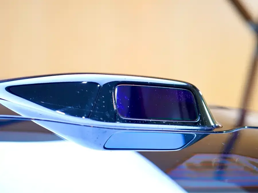 Smart world R7 Zhijie R7 2025 model with extended range of 331km Ultra 2025 — миниатюра 3