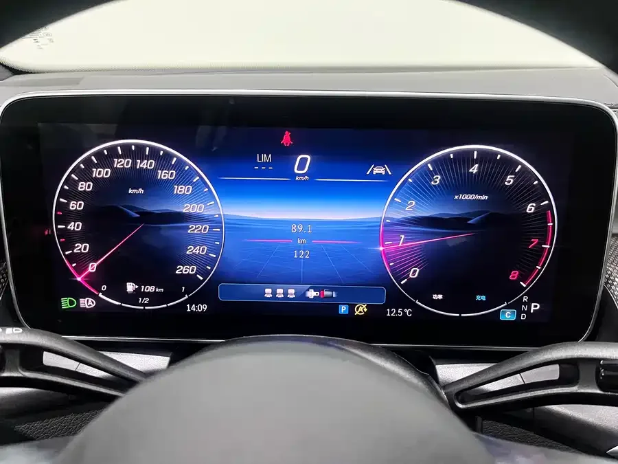 Mercedes-Benz GLC Coupe Mercedes-Benz GLC Coupe 2025 GLC 260 4MATIC Coupe SUV 2026 — миниатюра 5