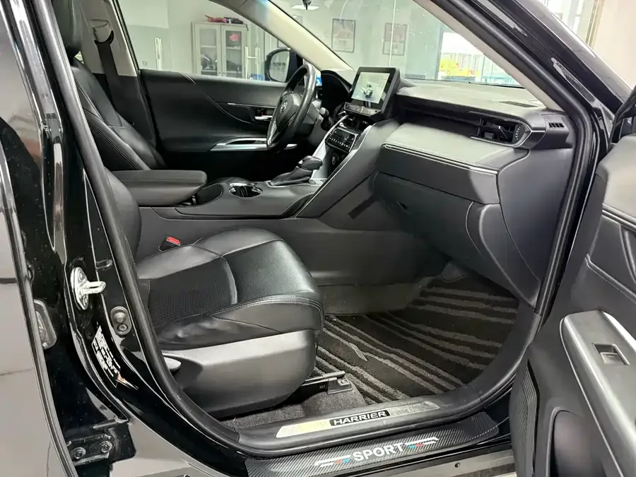 Toyota Lingfang HARRIER Lingfang Harrier 2023 2.0L CVT 2WD Progressive Edition 2023 — миниатюра 4