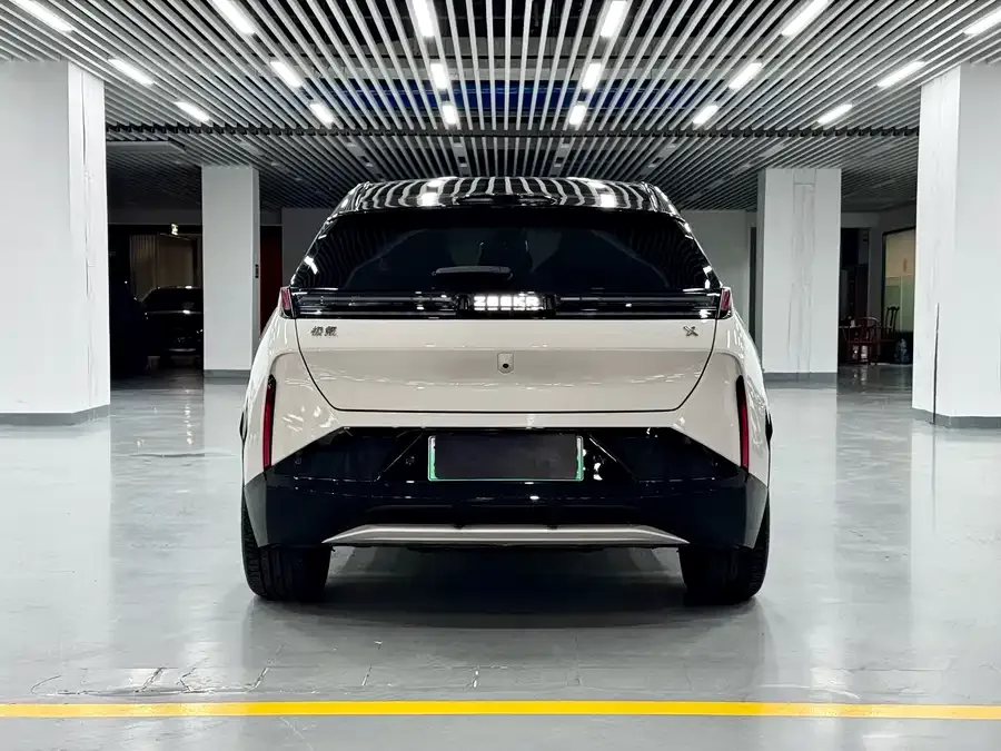 Zeekr X Zeekr X 2025 five-seat rear-wheel drive version 2024 — миниатюра 5