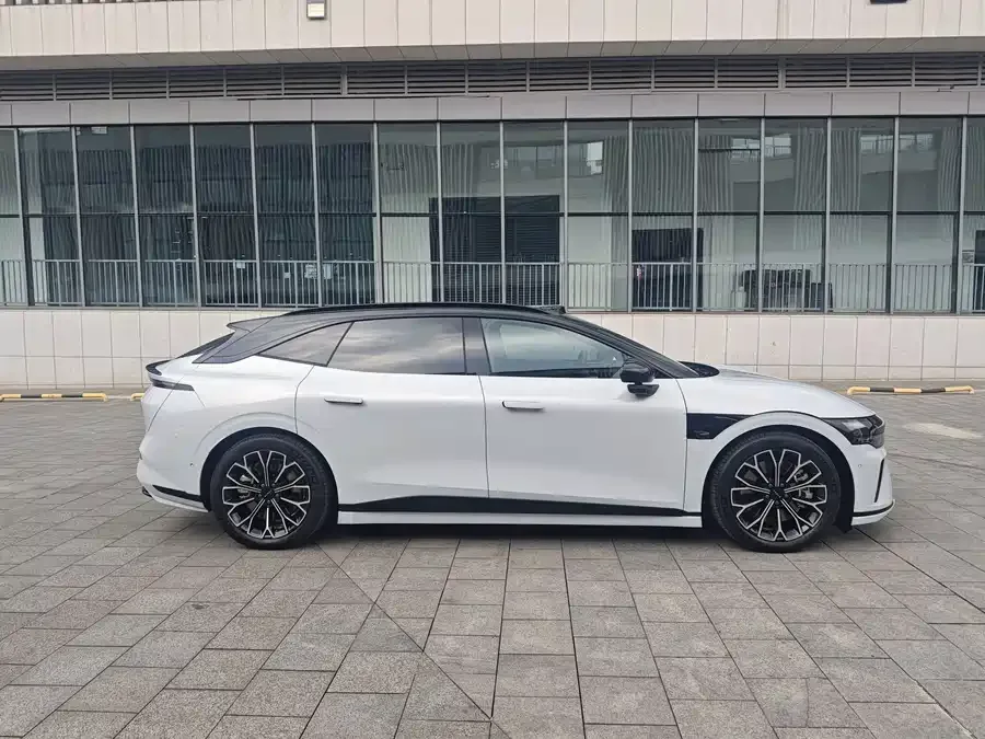 Zeekr 007GT Zeekr 007GT 2025 All-Wheel Drive Smart Edition 75kWh 2025 — миниатюра 2