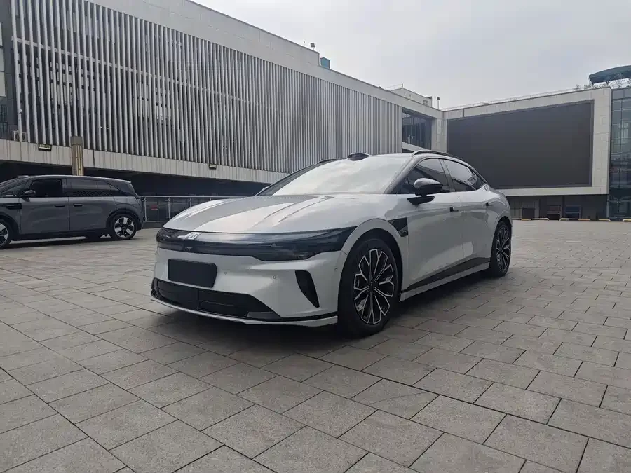 Zeekr 007GT 2025