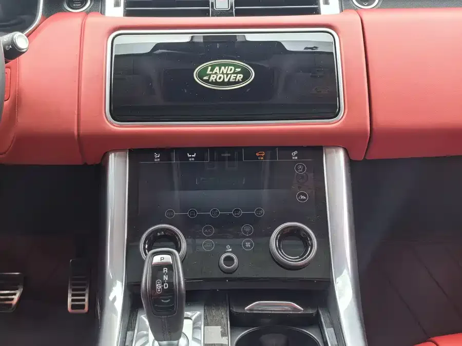 Land Rover Range Rover Sport Range Rover Sport 2022 3.0 L6 Black Edition 2022 — миниатюра 3
