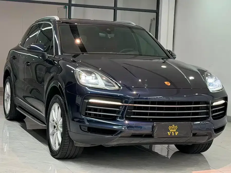 Porsche Cayenne 2022