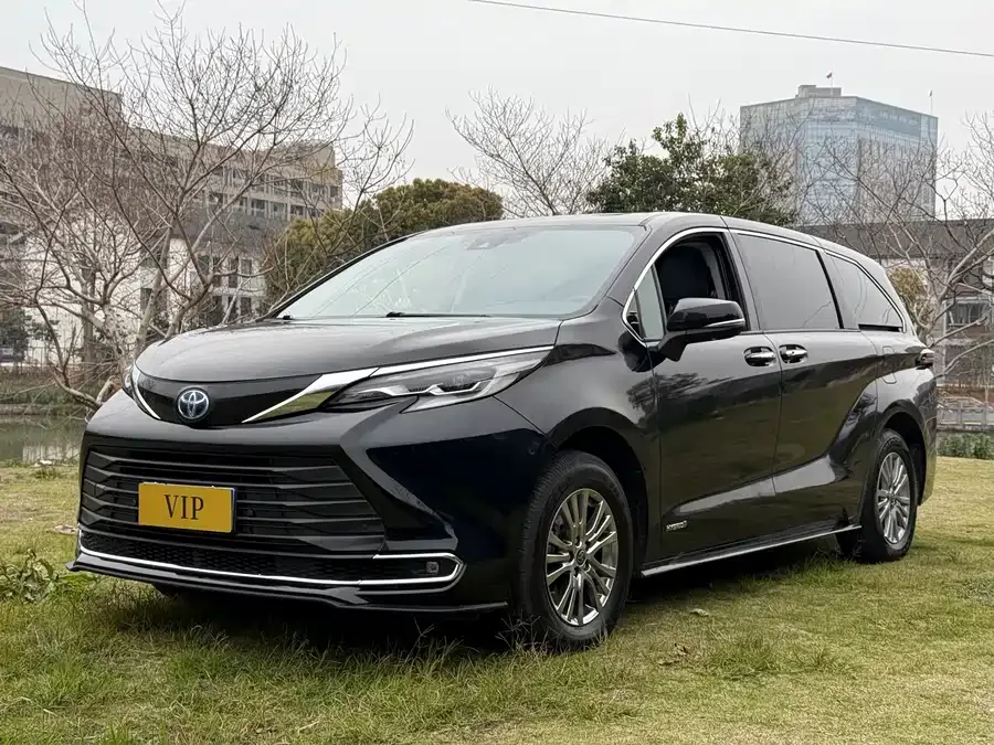 Toyota Sienna 2022
