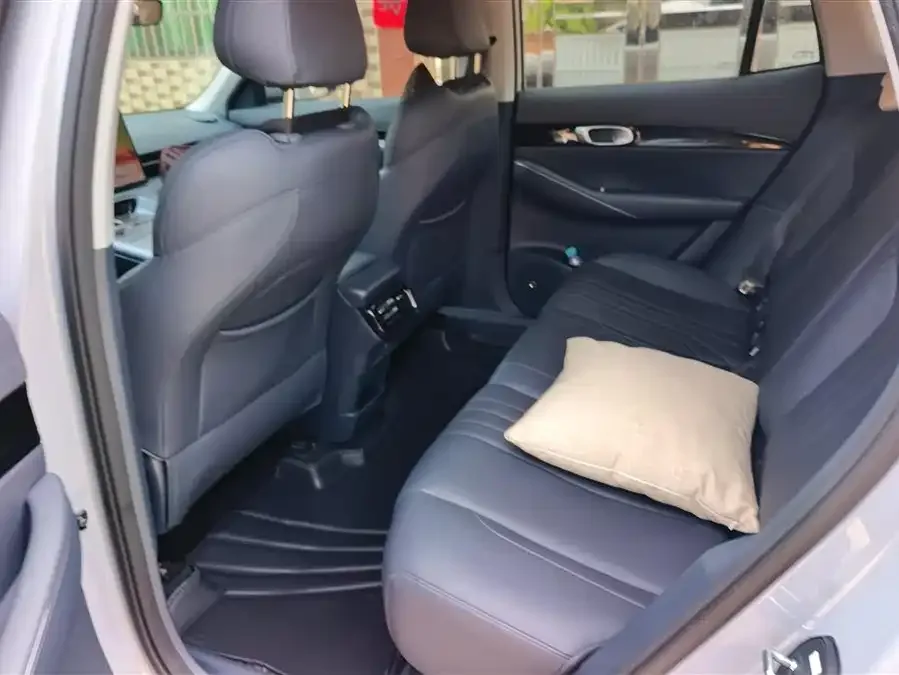 Geely Galaxy E5 Galaxy E5 2024 530km Long Range Edition 2025 — миниатюра 5
