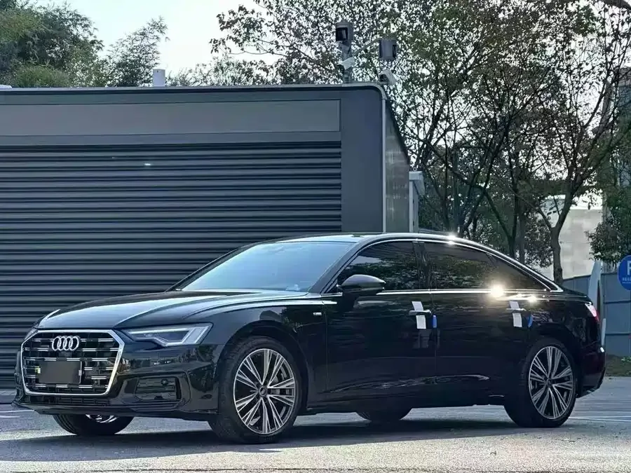 Audi A6L 2024 45 TFSI quattro premium dynamic model 2024 — фото 1, купить с доставкой в Москву