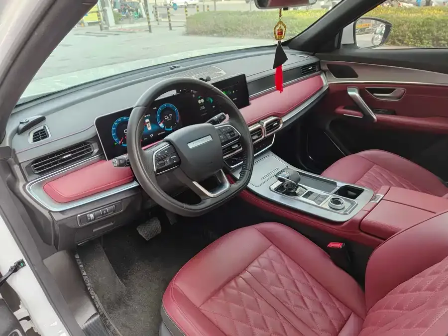 Jetour X70 PLUS JETOUR X70 PLUS 2024 Champion Edition 1.5T DCT Champion PRO 5 Seaters 2024 — миниатюра 3