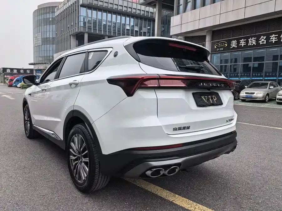 Jetour X70 Plus JETOUR X70 PLUS 2023 1.5T DCT Brave PLUS 5-seater 2024 — миниатюра 5