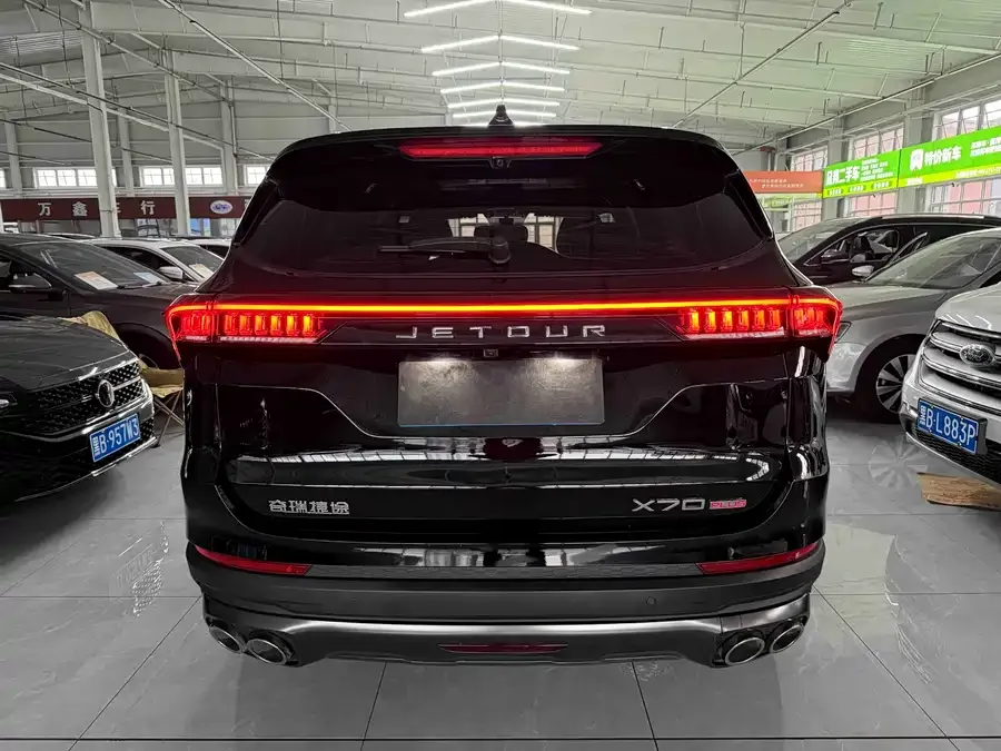 Jetour X70 Plus JETOUR X70 PLUS 2023 1.5T DCT Brave PLUS 5-seater 2022 — миниатюра 2