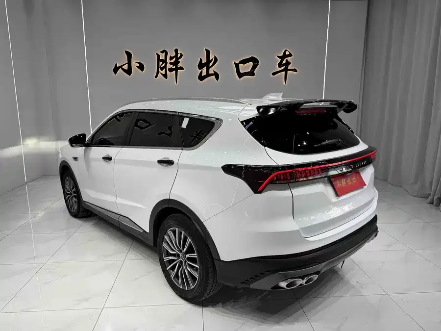 Jetour X70 PLUS JETOUR X70 PLUS 2023 1.5T DCT Brave PLUS 5-seater 2023 — миниатюра 2