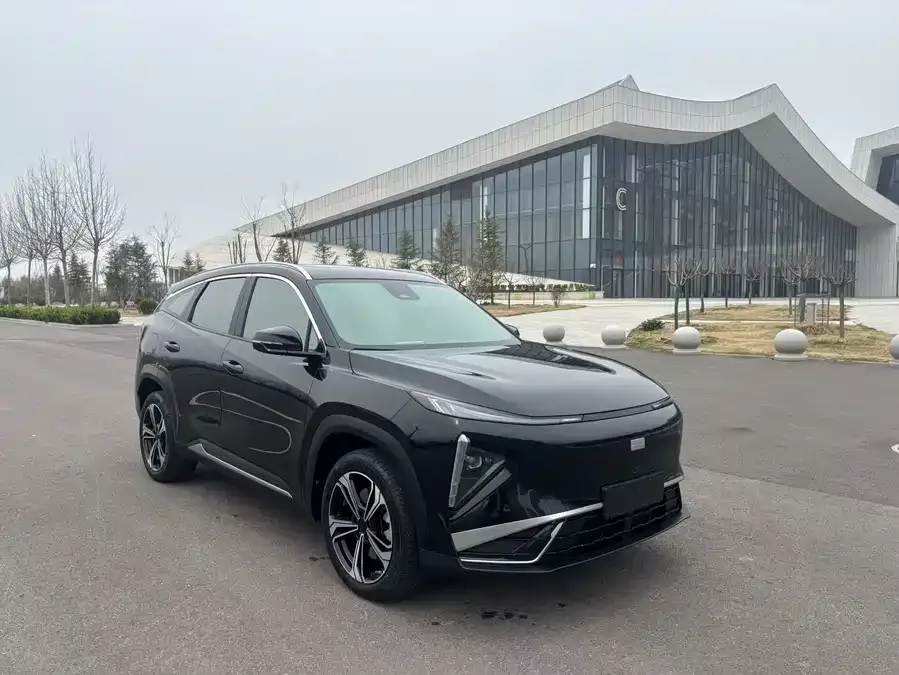 Geely Galaxy L7 Galaxy L7 2025 EM-i 115km Exploration Edition 2025 — миниатюра 4