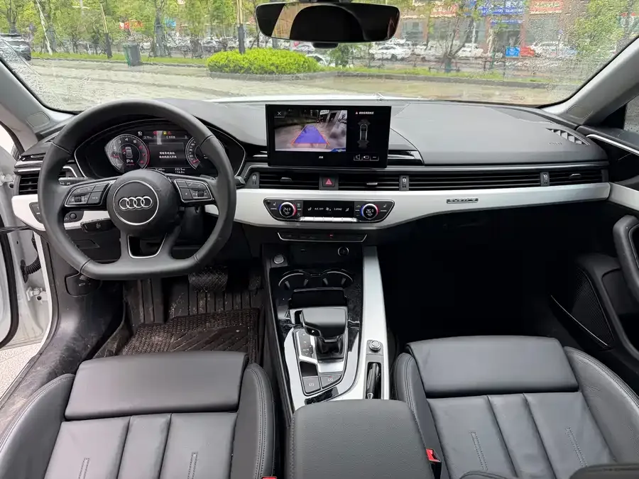 Audi A5 Audi A5 (Imported) 2024 Sportback 40 TFSI quattro Luxury Dynamic Edition 2026 — миниатюра 2