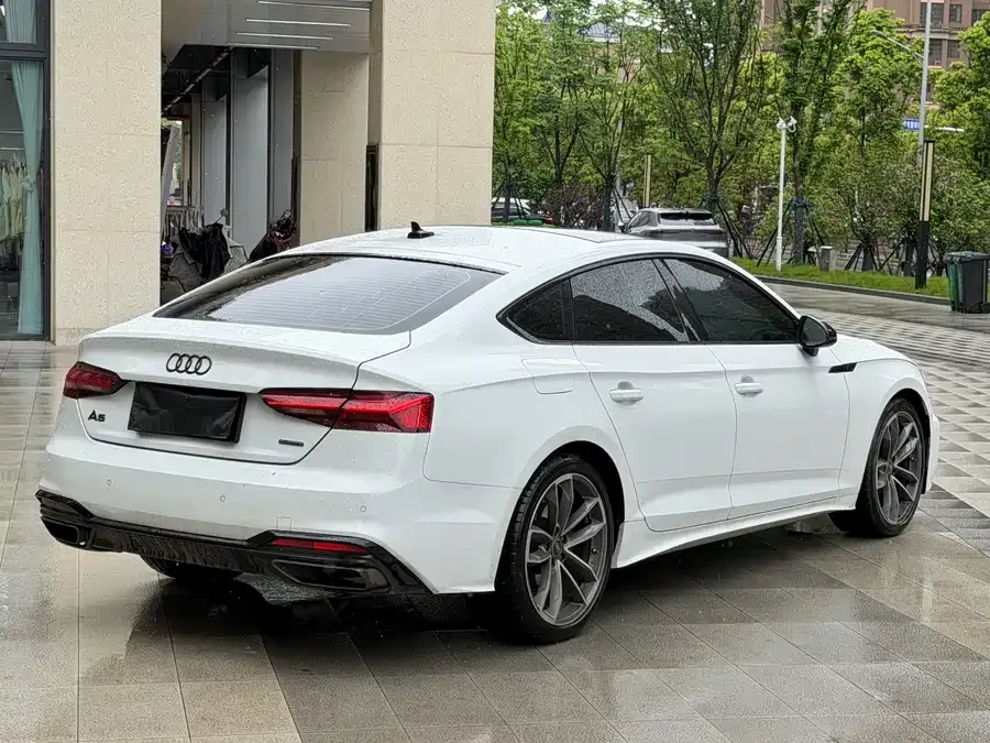 Audi A5 Audi A5 (Imported) 2024 Sportback 40 TFSI quattro Luxury Dynamic Edition 2026 — миниатюра 3