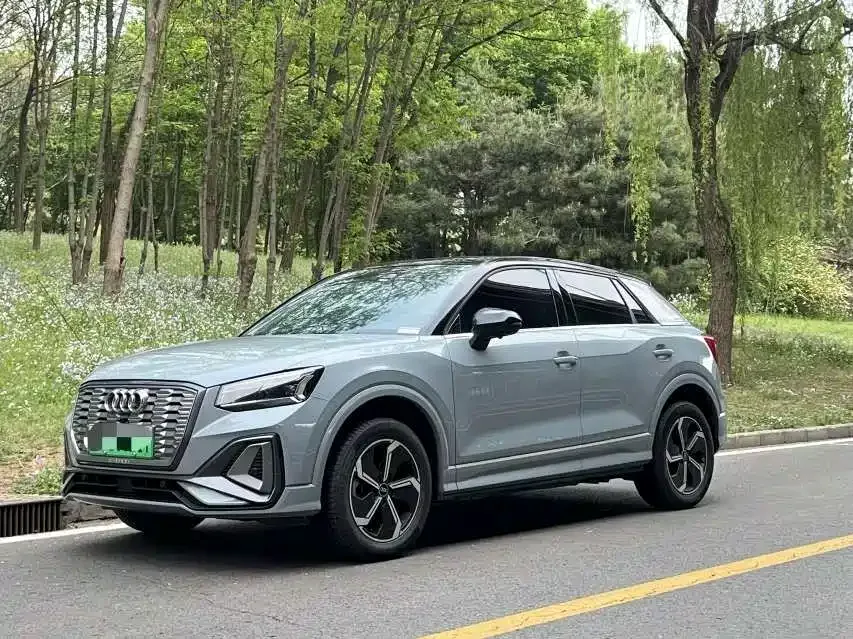 Audi Q2L e-tron 2022 Q2L e-tron Pure Electric Smart Edition 2022 — фото 1, купить с доставкой в Москву