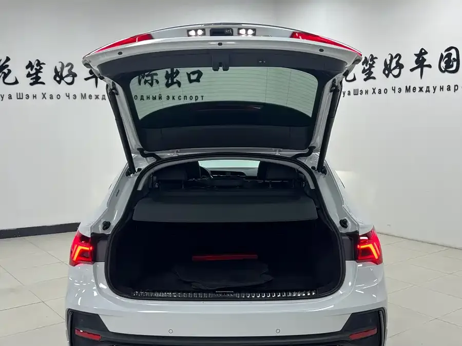 Audi Q3 Sportback 2022 35 TFSI Enterprising 2022 — миниатюра 3