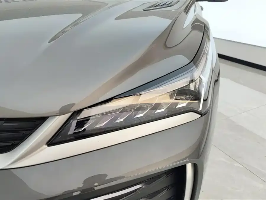 Geely Coolray SX11 Geely Binyue 2025 Model Binyue L 1.5TD DCT Star Diamond 2026 — миниатюра 5