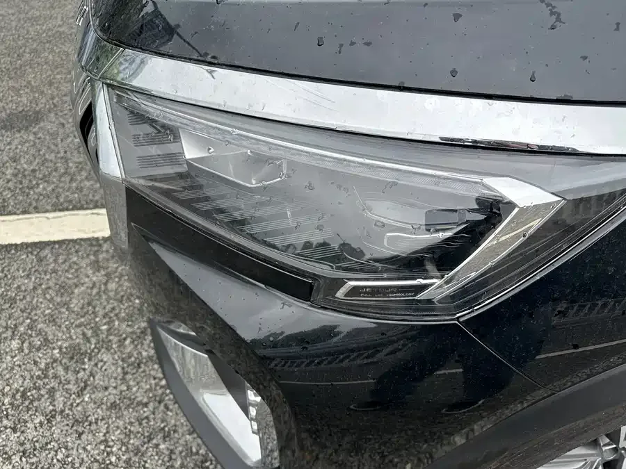 Jetour X90 PLUS JETOUR X90 PLUS 2024 1.6TD DCT Villa 7 Seaters 2024 — миниатюра 2