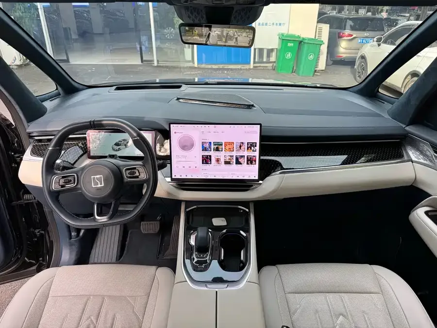 Zeekr 009 Zeekr 009 2024 seven-seat aisle version four-wheel drive 108kWh 2025 — миниатюра 2