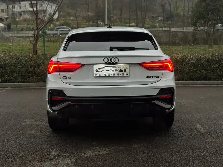 Audi Q3 SPORTBACK 2022 40 TFSI RS Kit Speed Type 2022 — миниатюра 2