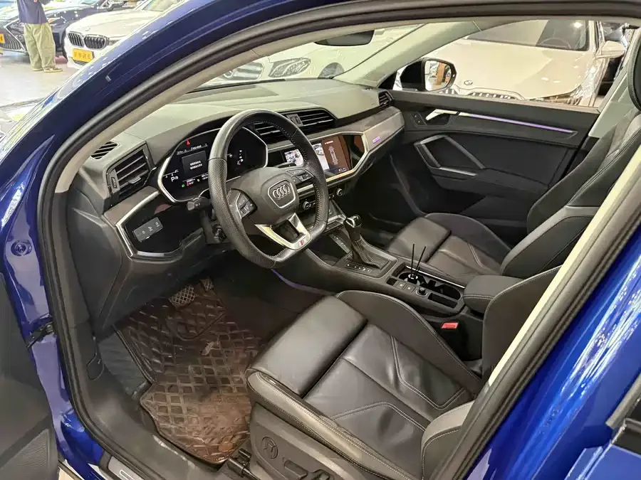 Audi Q3 Sportback 2022 40 TFSI Fashion Edition 2022 — миниатюра 4