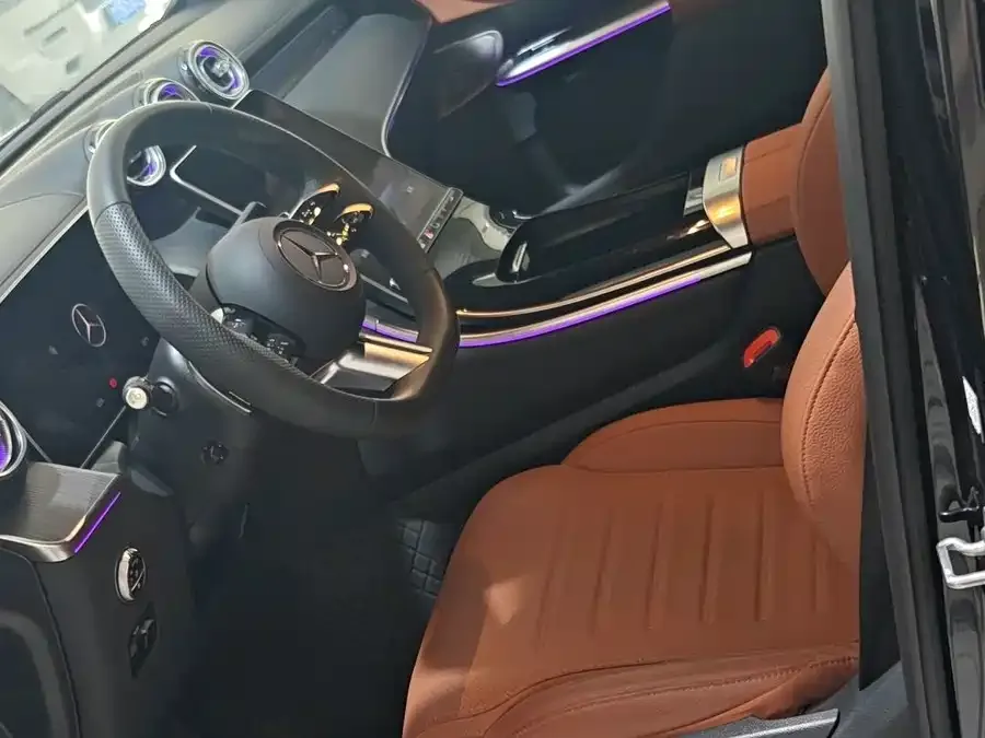 Mercedes-Benz GLC-Class Mercedes-Benz GLC 2025 facelift GLC 260 L 4MATIC Luxury 2024 — миниатюра 3