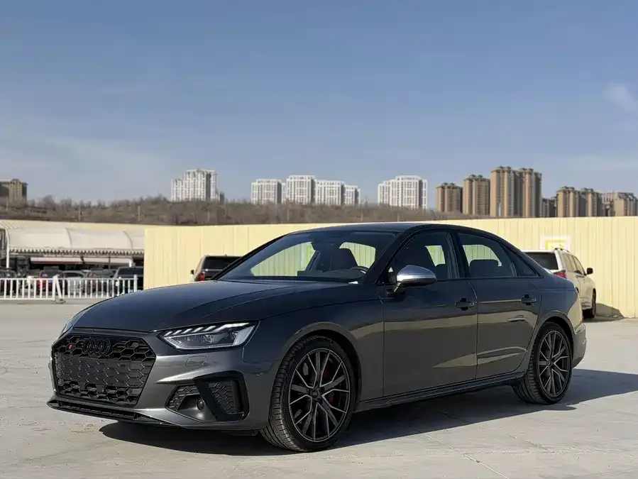 Audi S4 2025