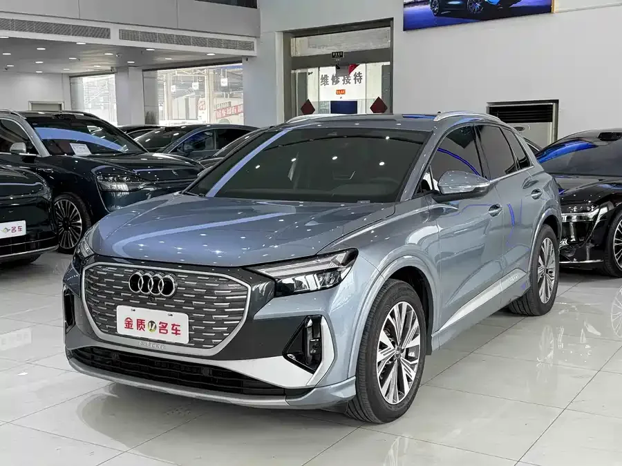 Audi Q4 e-tron 2025