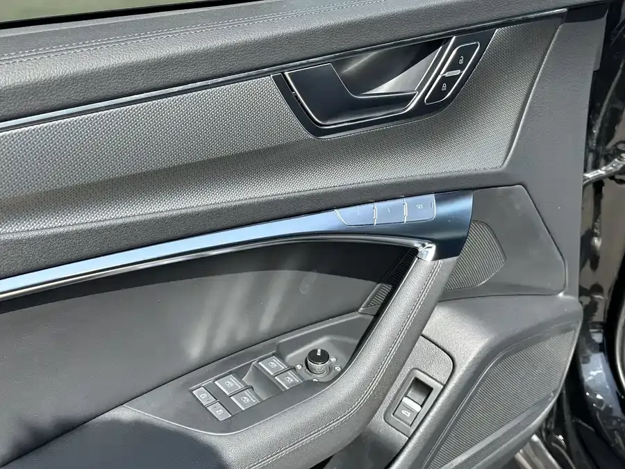Audi A6 Audi A6 (Imported) 2022 allroad quattro Explorer 55 TFSI Premium Off-Road Edition 2023 — миниатюра 3