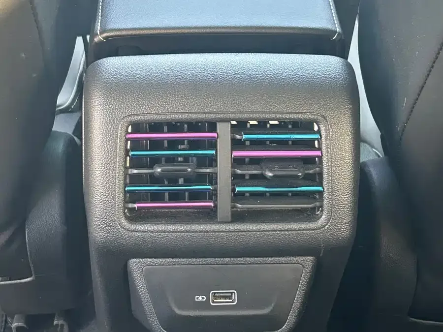 Jetta VS7 Jetta VS7 2023 280TSI Automatic High-gloss Enjoyment Edition 2023 — миниатюра 4
