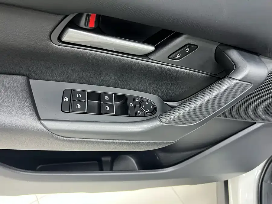 Mazda CX-50 Mazda CX-50 2023 2.0L Safety Edition 2023 — миниатюра 4