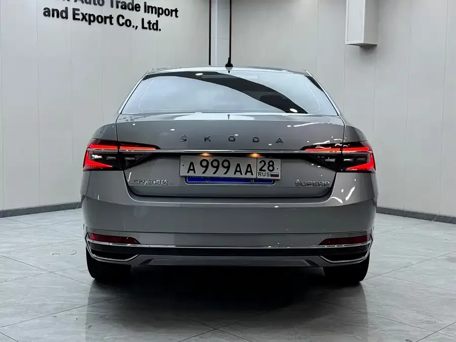Skoda SuperB Superpa 2024 TSI280 DSG Exclusive Edition 2023 — миниатюра 2