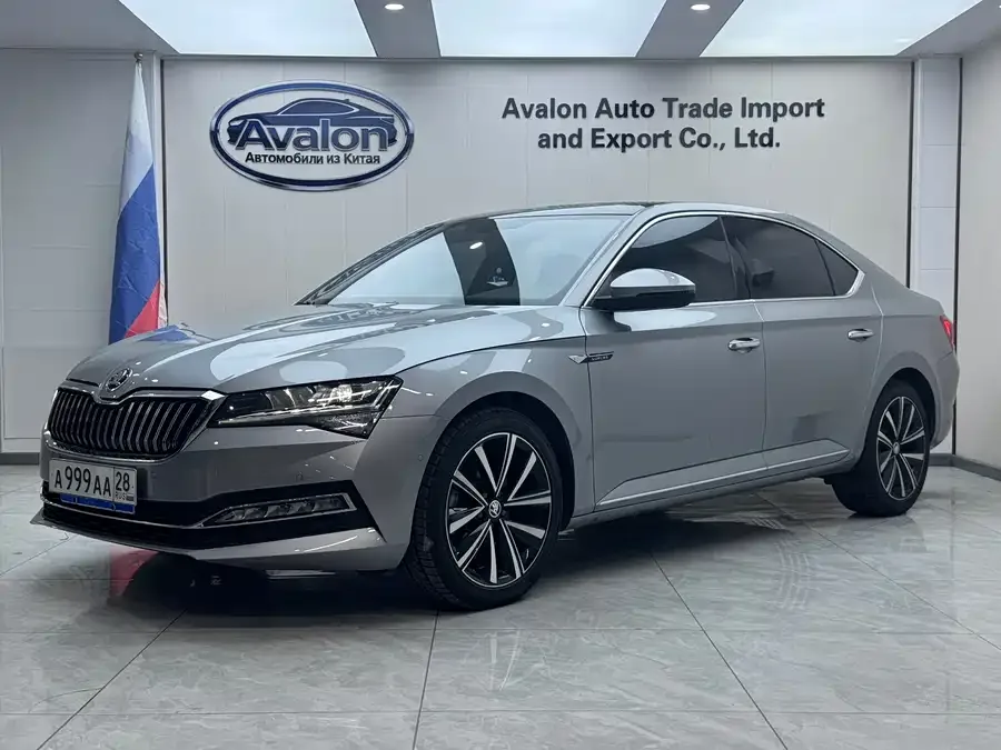 Skoda SuperB Superpa 2024 TSI280 DSG Exclusive Edition 2023 — фото 1, купить с доставкой в Москву