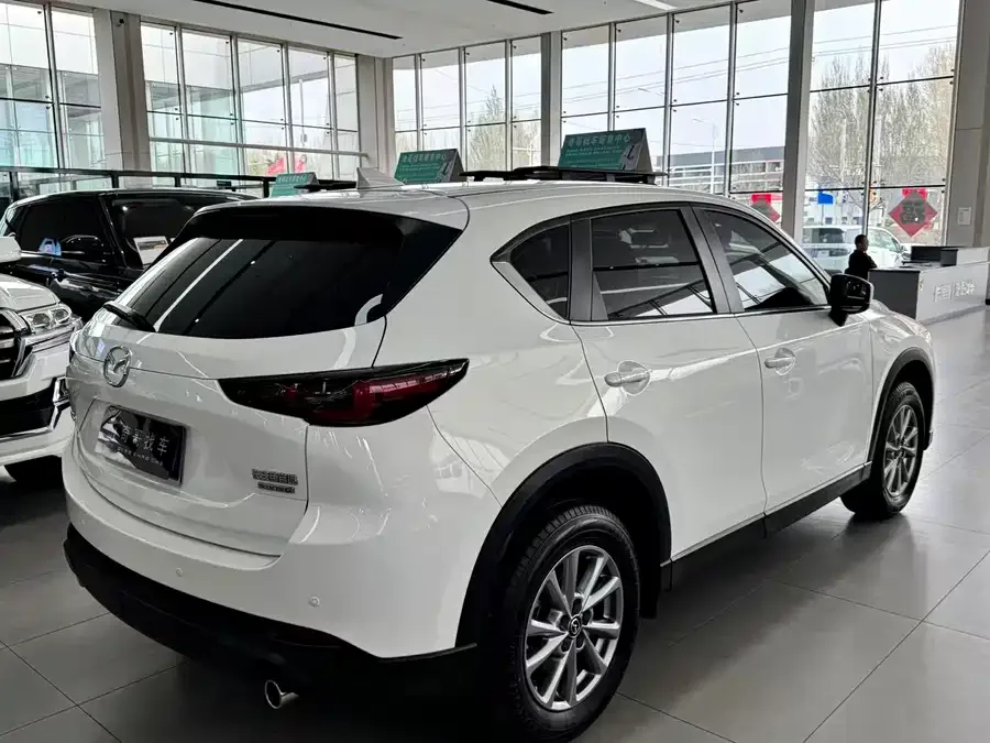Mazda CX5 2025 2.0L Automatic 2WD Comfort Edition 2025 — миниатюра 3