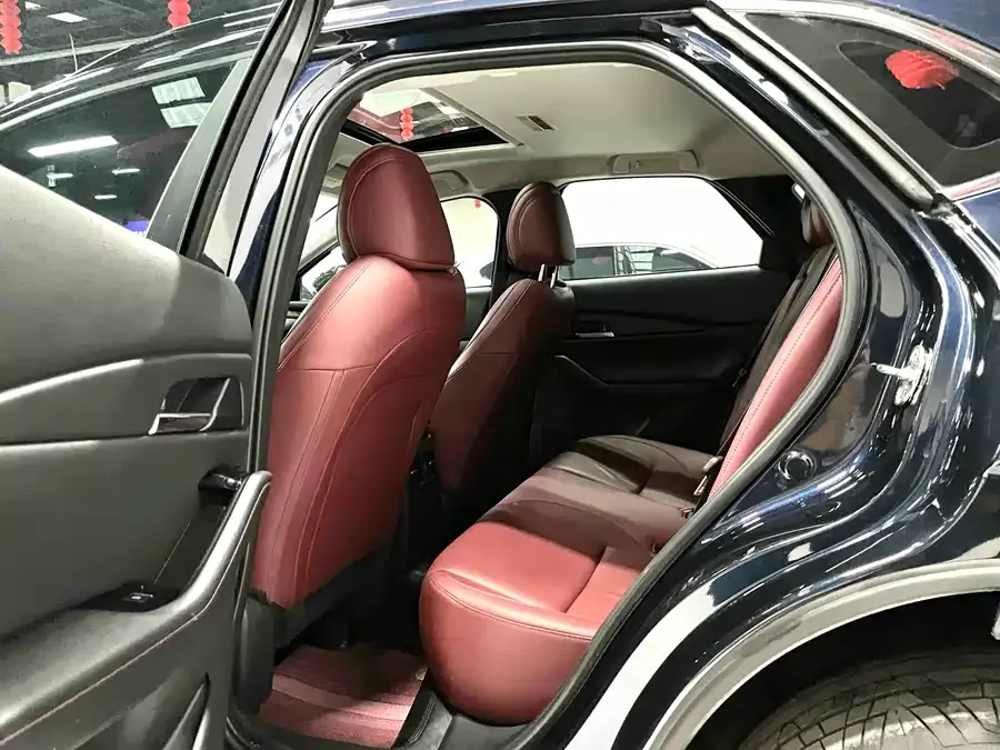 Mazda CX-30 2022 2.0L Automatic Obsidian Edition 2023 — миниатюра 3