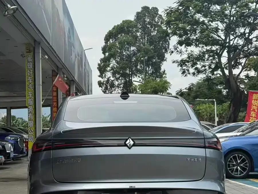 Baojun Enjoy the environment Baojun Enjoy 2025 plug-in hybrid 140km luxury version 2025 — миниатюра 3