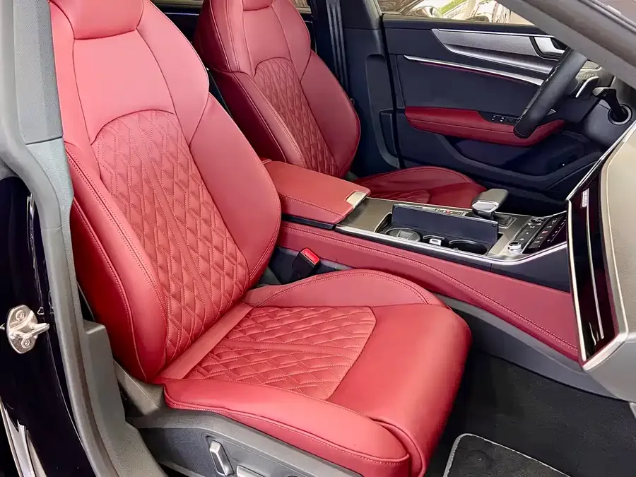Audi A7L 2024 45 TFSI quattro Black Warrior Edition 2025 — миниатюра 3