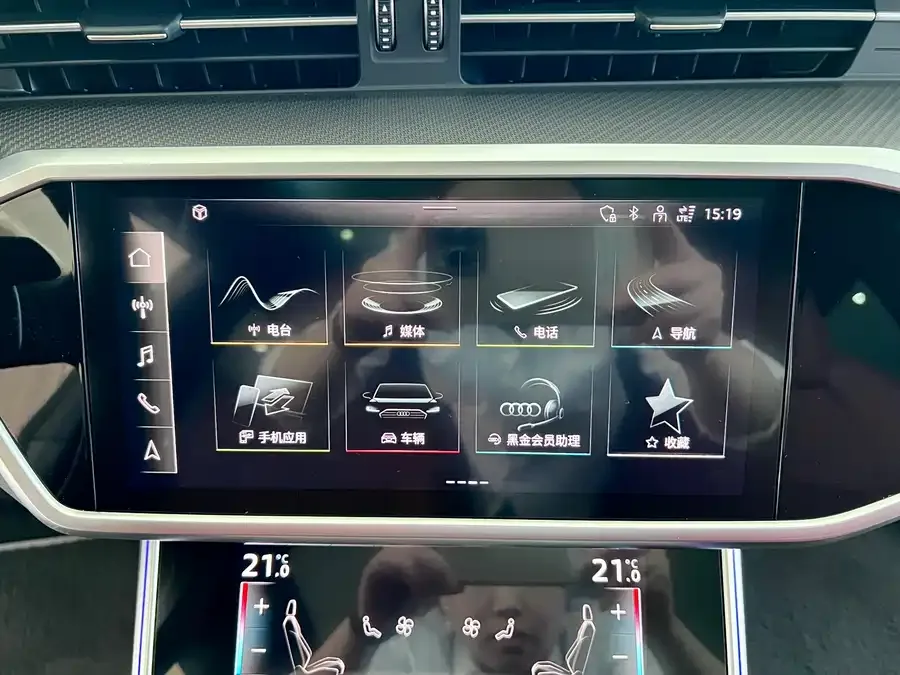 Audi A7L 2024 45 TFSI quattro Black Warrior Edition 2025 — миниатюра 5