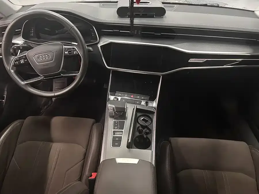 Audi A7L 2022 45 TFSI S-line Dream New Edition 2022 — миниатюра 2