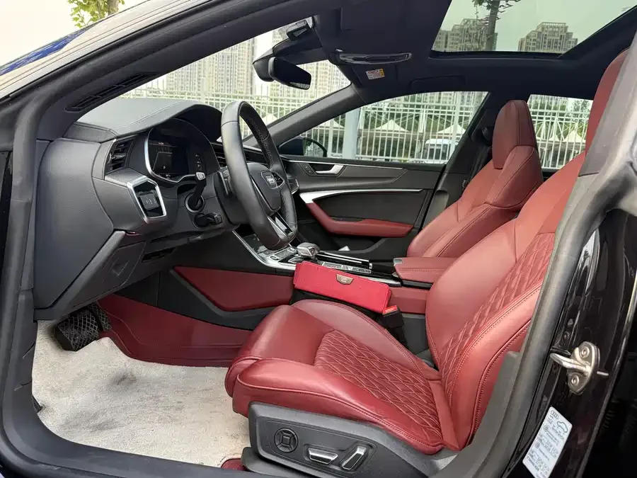 Audi A7L 2022 45 TFSI quattro S-line Black Warrior Edition 2023 — миниатюра 4