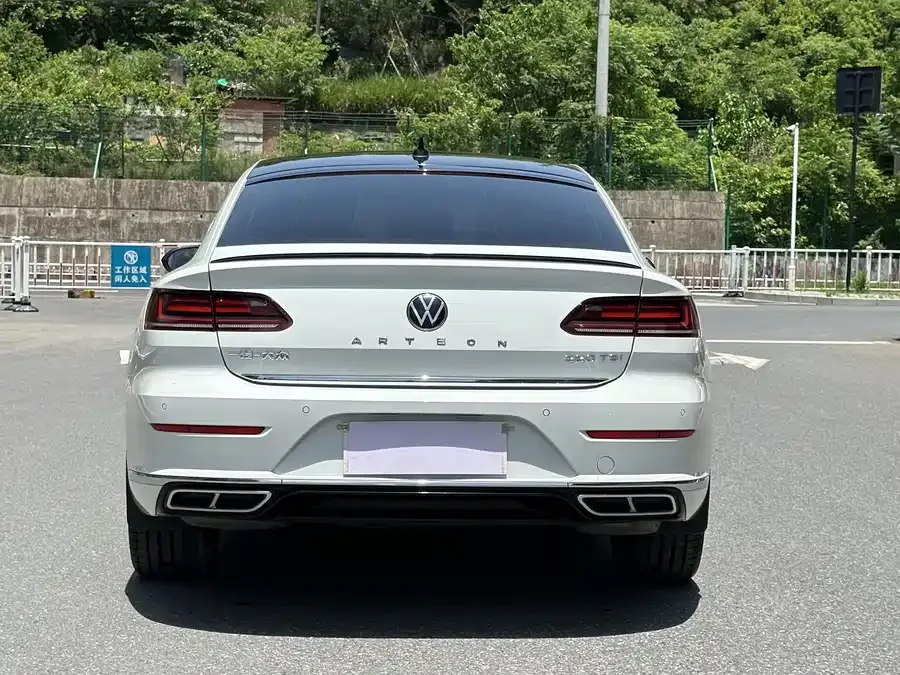 Volkswagen FAW- CC FAW-Volkswagen CC 2023 380TSI Eye-catching Edition 2023 — миниатюра 5