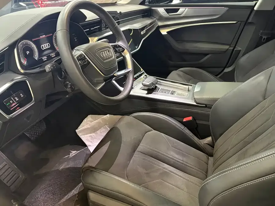 Audi A7L 2024 45 TFSI Luxury Edition 2025 — миниатюра 4