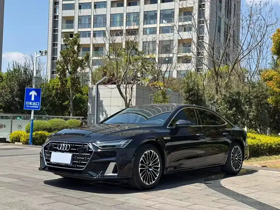 Audi A7L 2025