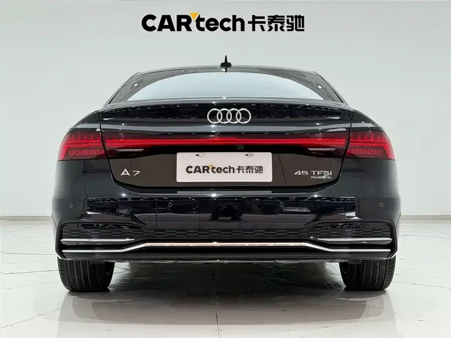 Audi A7L 2024 45 TFSI Luxury Edition 2024 — миниатюра 3
