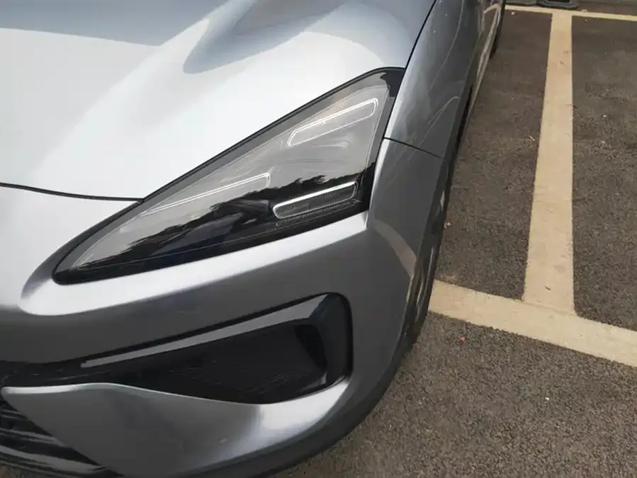 Baojun Sea of Clouds Baojun Yunhai 2024 140km plug-in hybrid version 2024 — миниатюра 2