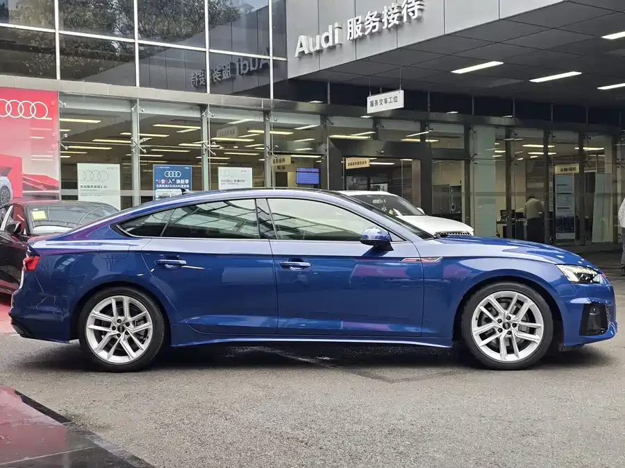 Audi A5 Audi A5 (Imported) 2023 Sportback 40 TFSI Stylish Dynamic Edition 2024 — миниатюра 2